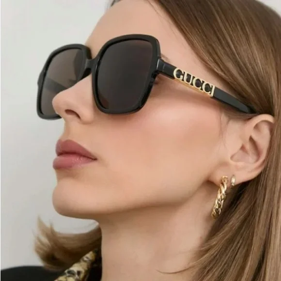 Excluded Gucci Polarized Sunglasses, New 385 - Picture 2 of 5